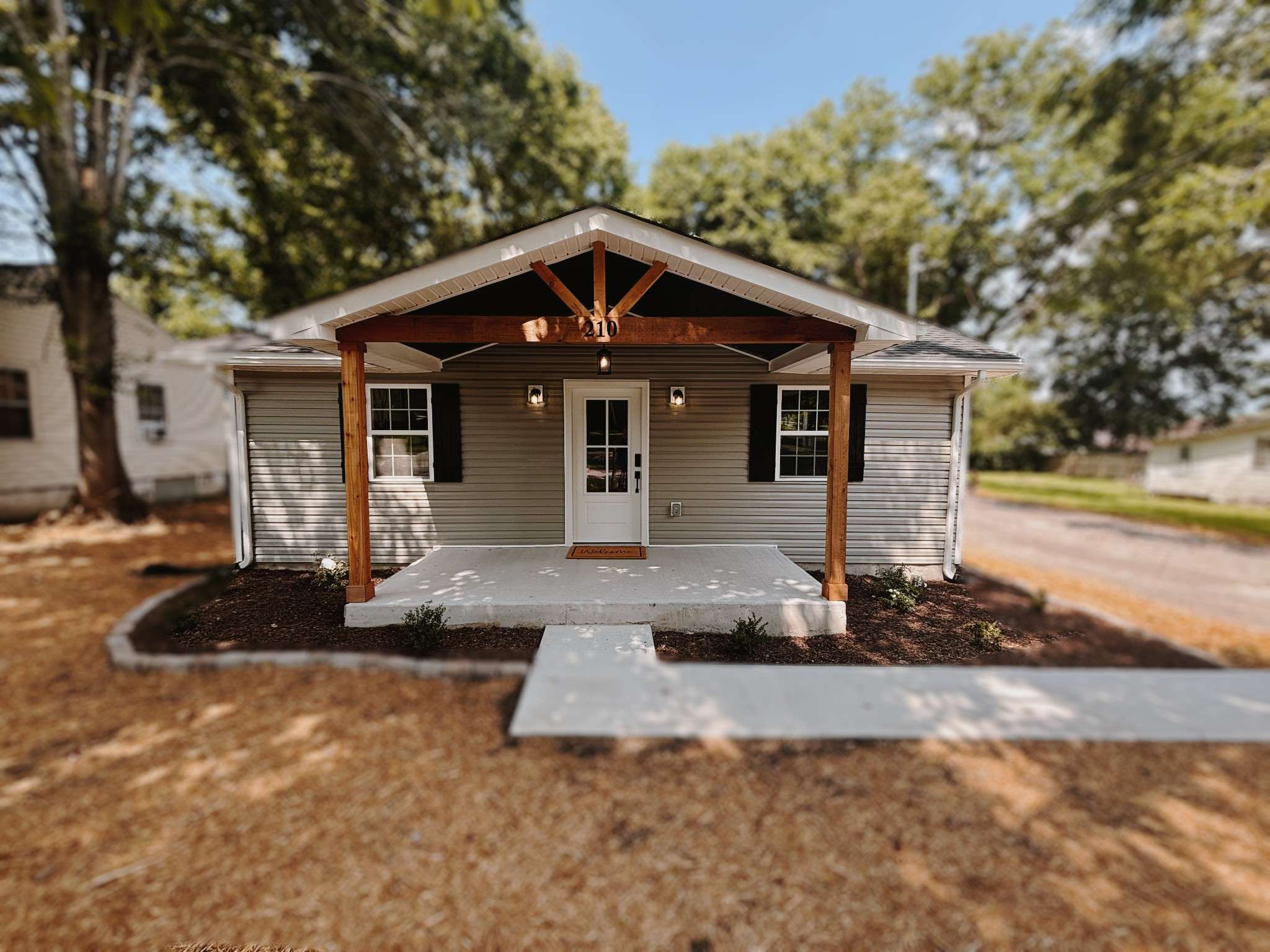 210 N Vine St, Tullahoma, TN 37388
