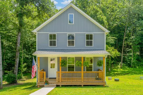522 Lewis Ln, Charlotte, TN 37036