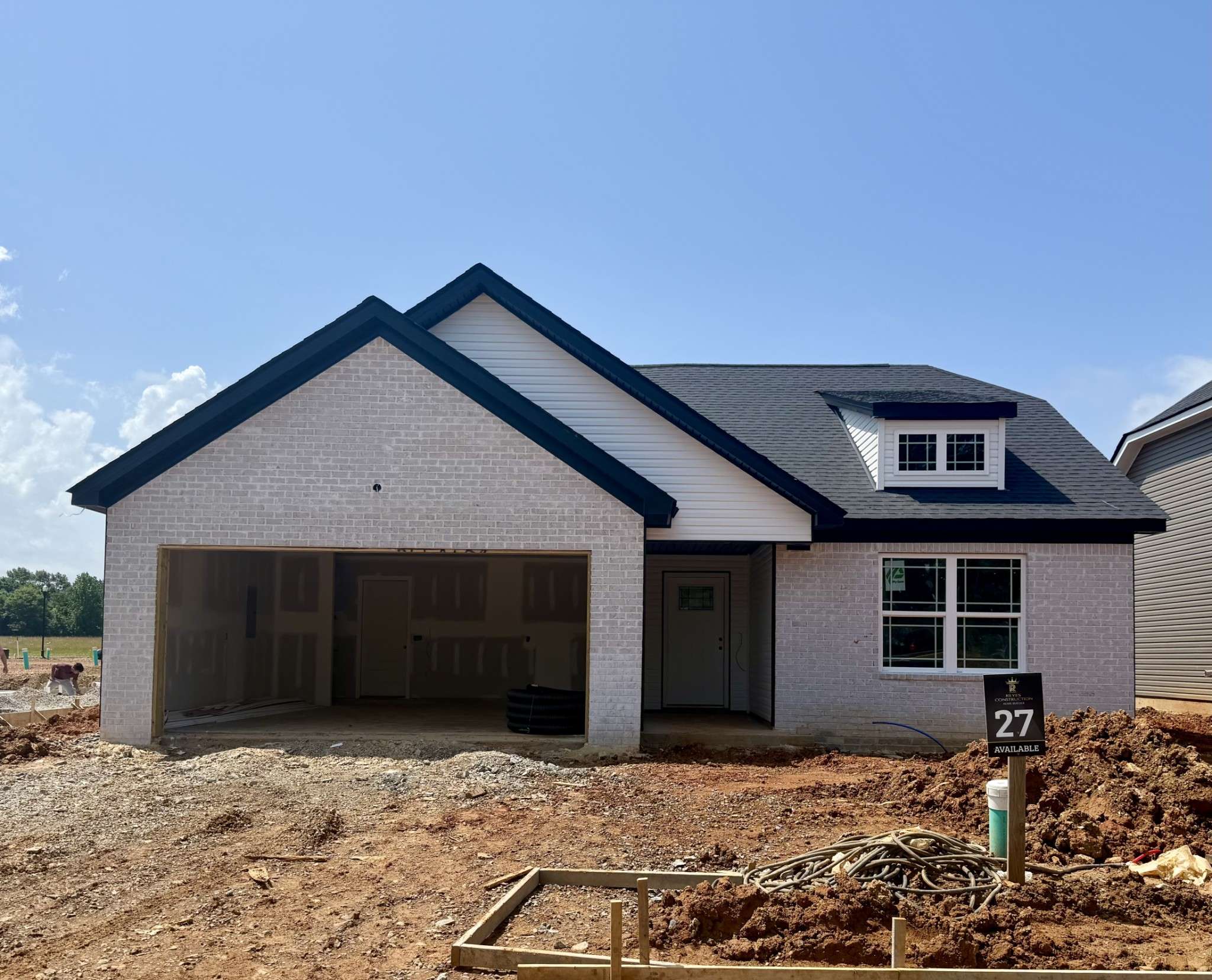 1097 Javier Dr, Springfield, TN 37172