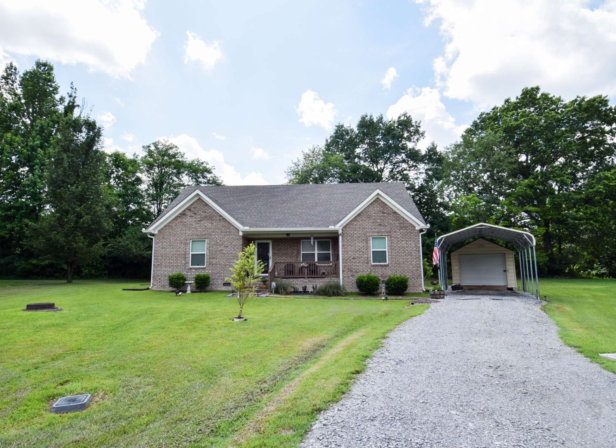 Westmoreland, TN 37186,104 Jollie Ln