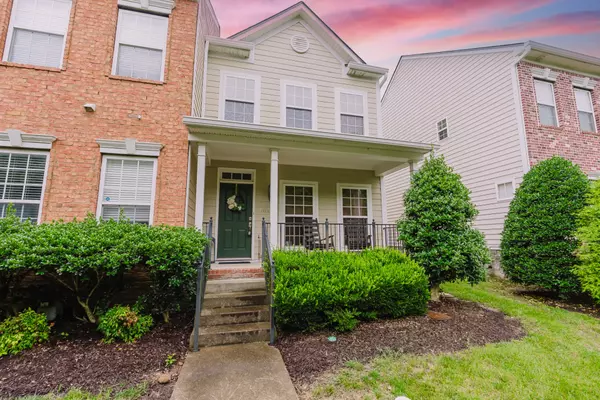 7033 Sunnywood Dr,  Nashville,  TN 37211