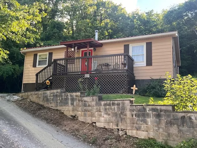 Gainesboro, TN 38562,190 Borden St