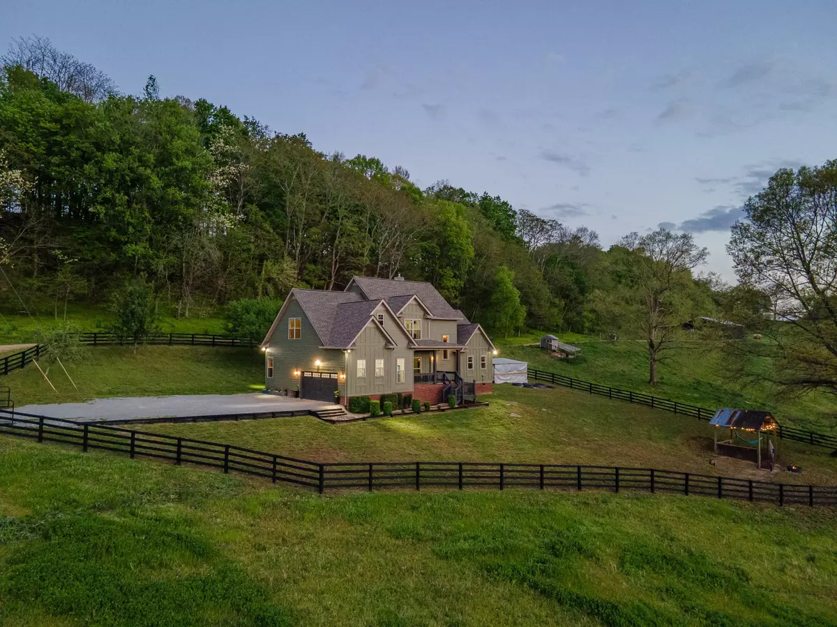 Columbia, TN 38401,3092 Morel Rd