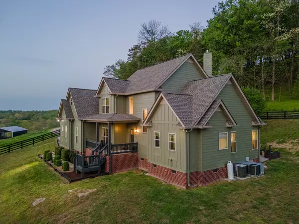 Columbia, TN 38401,3092 Morel Rd