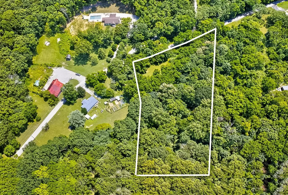 Hendersonville, TN 37075,220 Hurt Rd