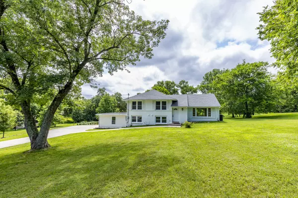 Hendersonville, TN 37075,104 Anchor Dr