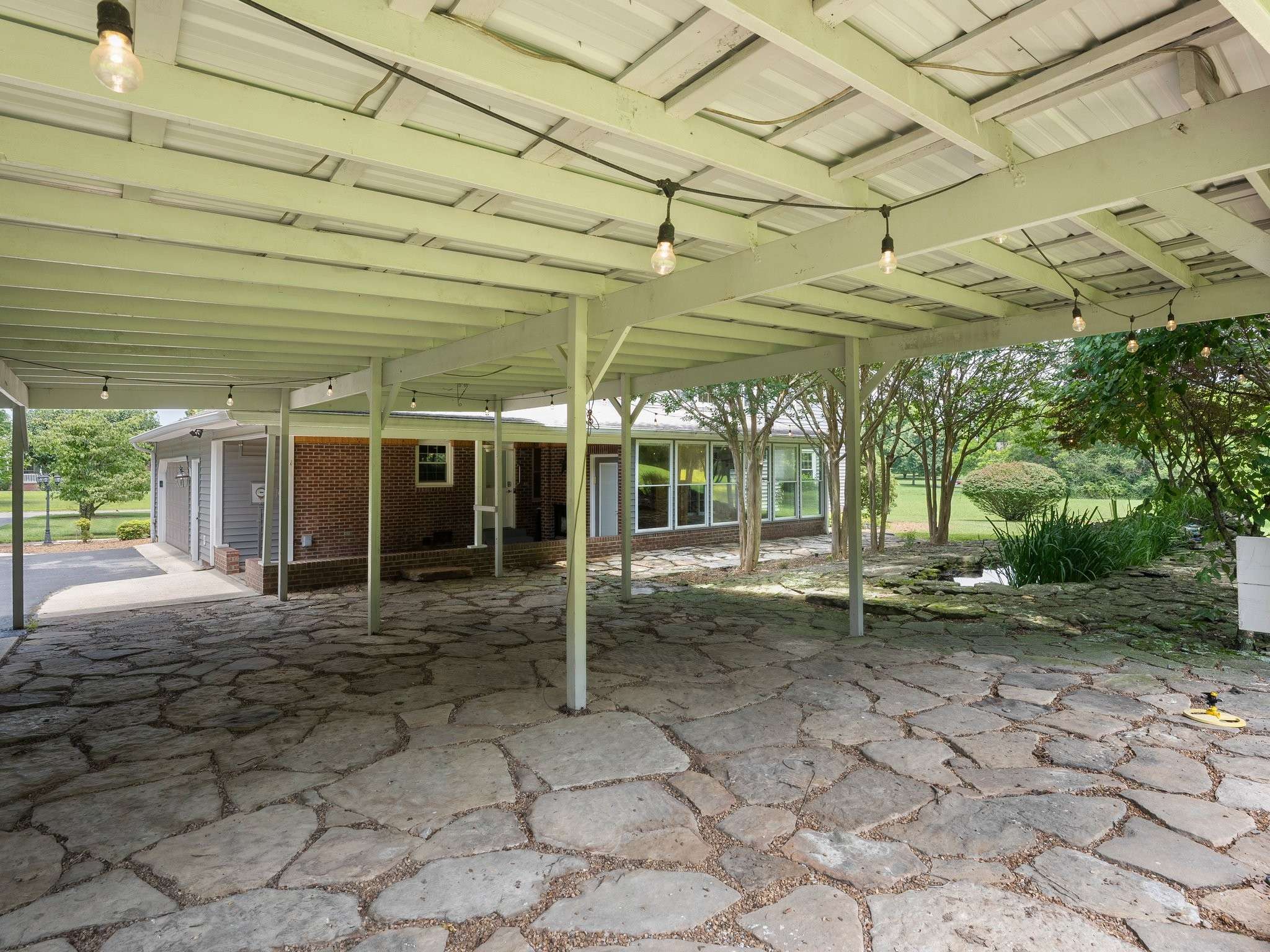 Tullahoma, TN 37388,703 Twelve Oaks Rd