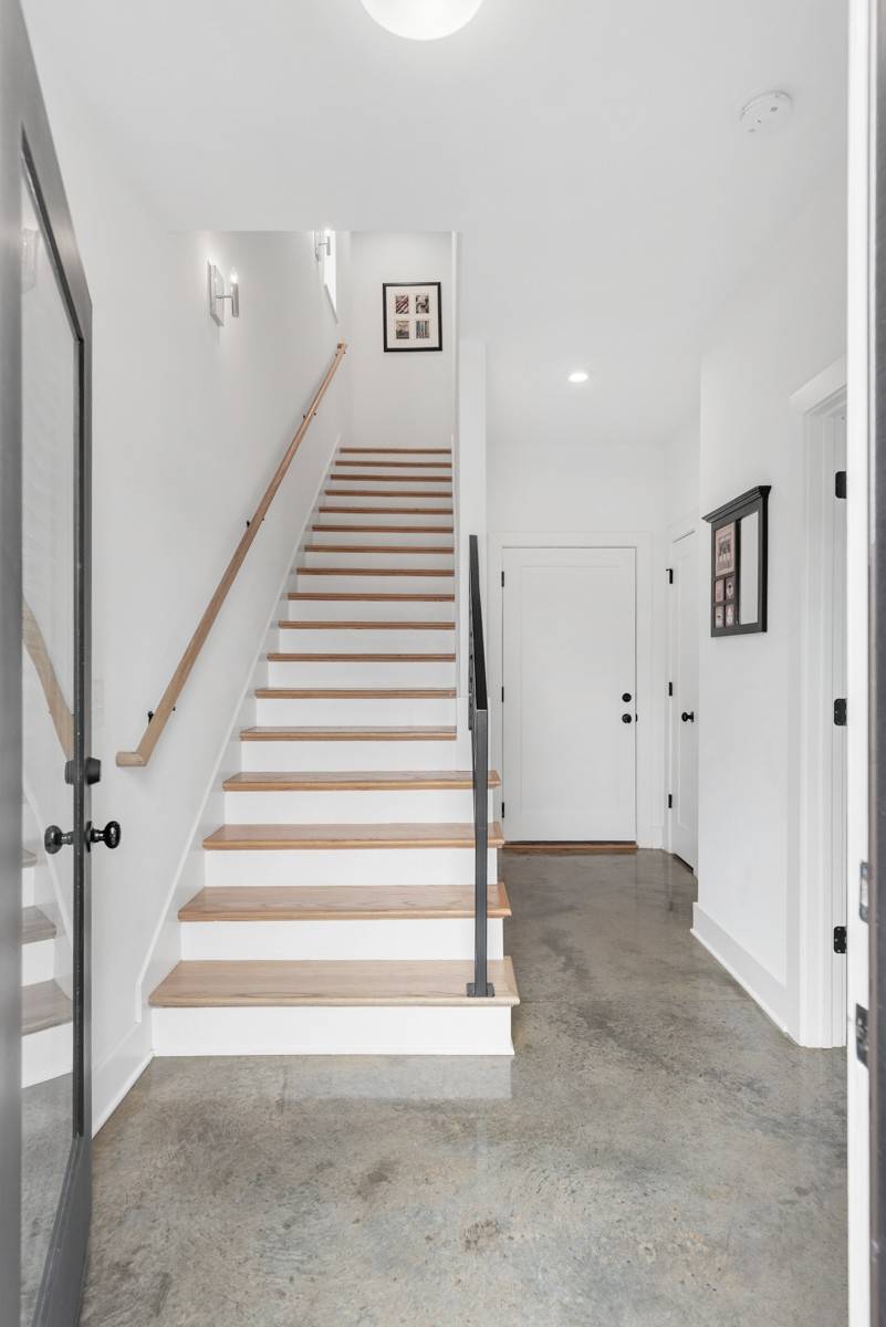 Nashville, TN 37209,6002 Sterling St