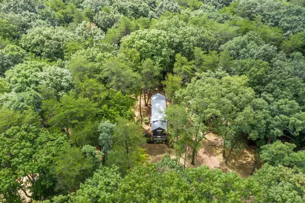 Monteagle, TN 37356,484 Deer Lick Trail