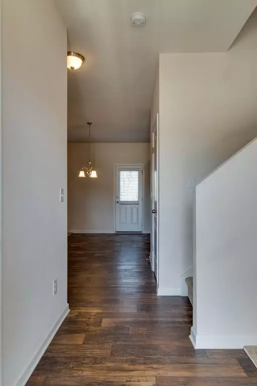 Columbia, TN 38401,2225 Bee Hive Dr