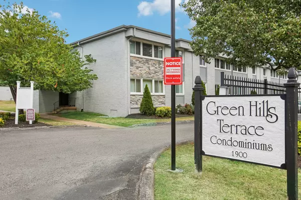 Nashville, TN 37215,1900 Richard Jones Rd #V10