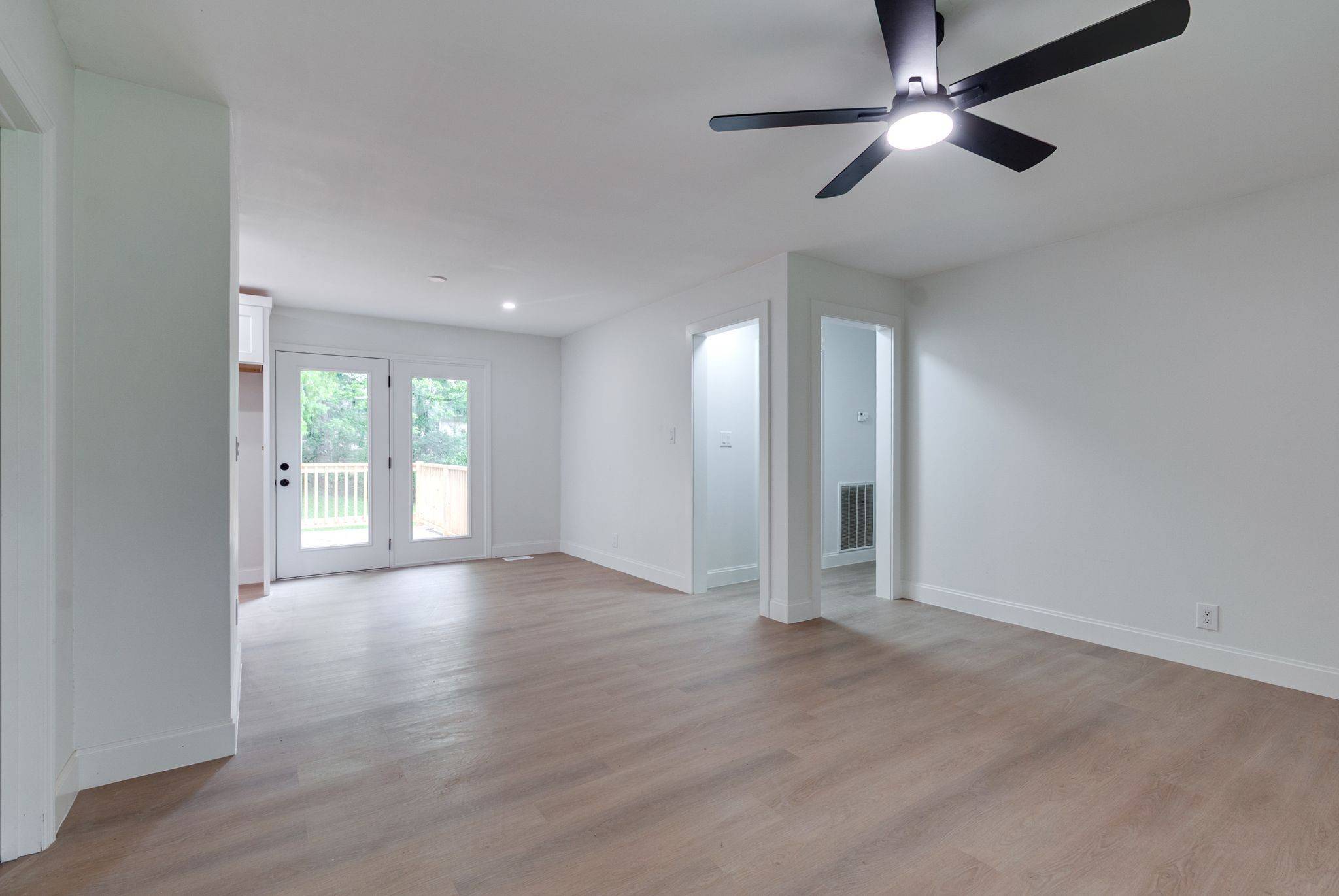 Columbia, TN 38401,303 Lee Dr