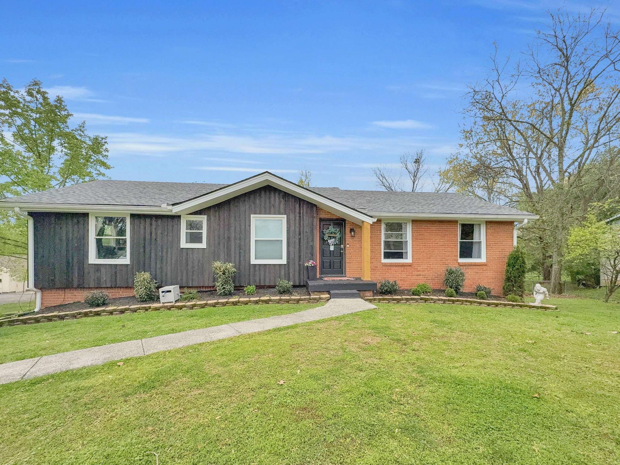 209 River Dr, Mount Juliet, TN 37122