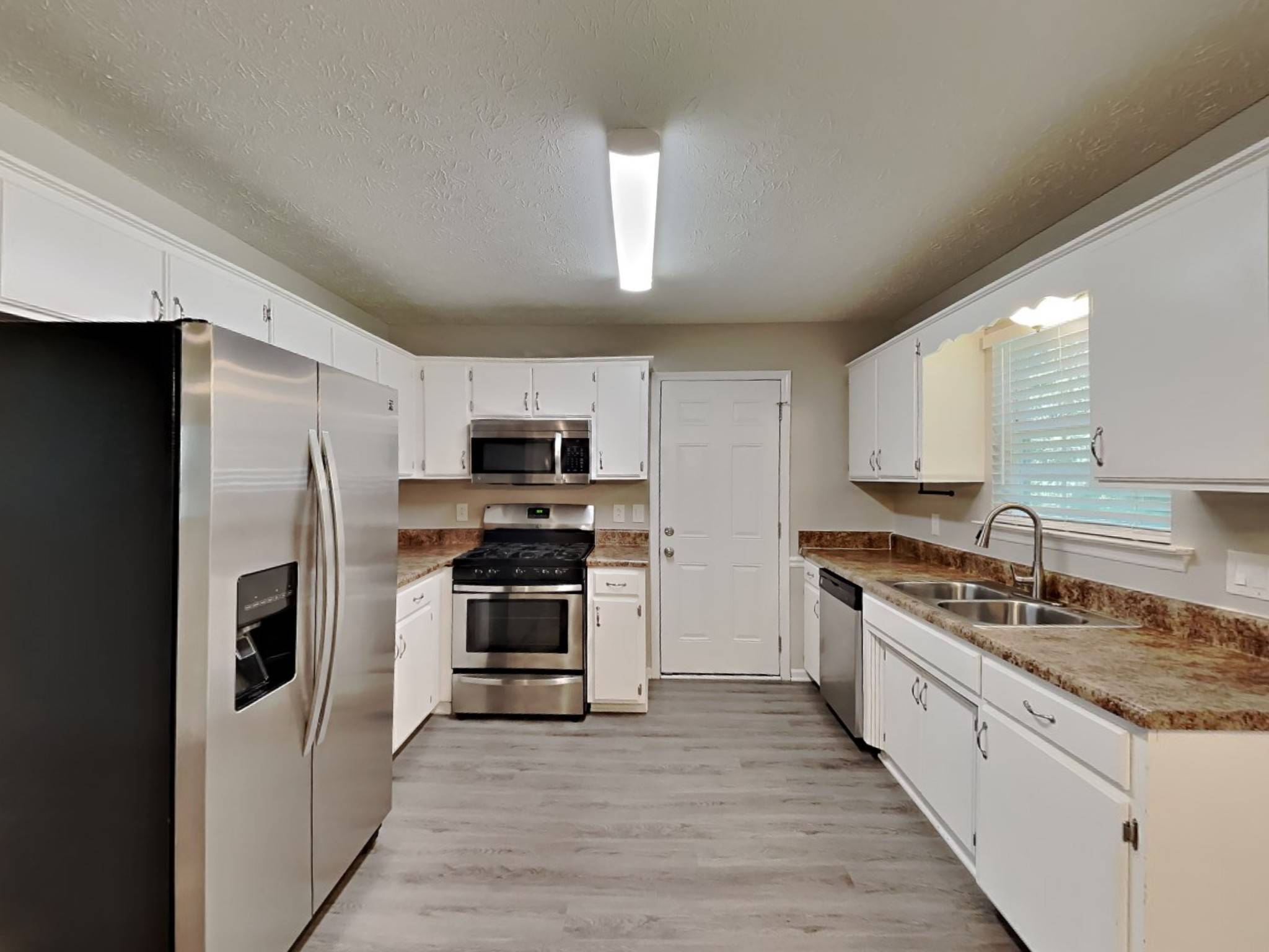 Murfreesboro, TN 37128,1526 Amberwood Cir