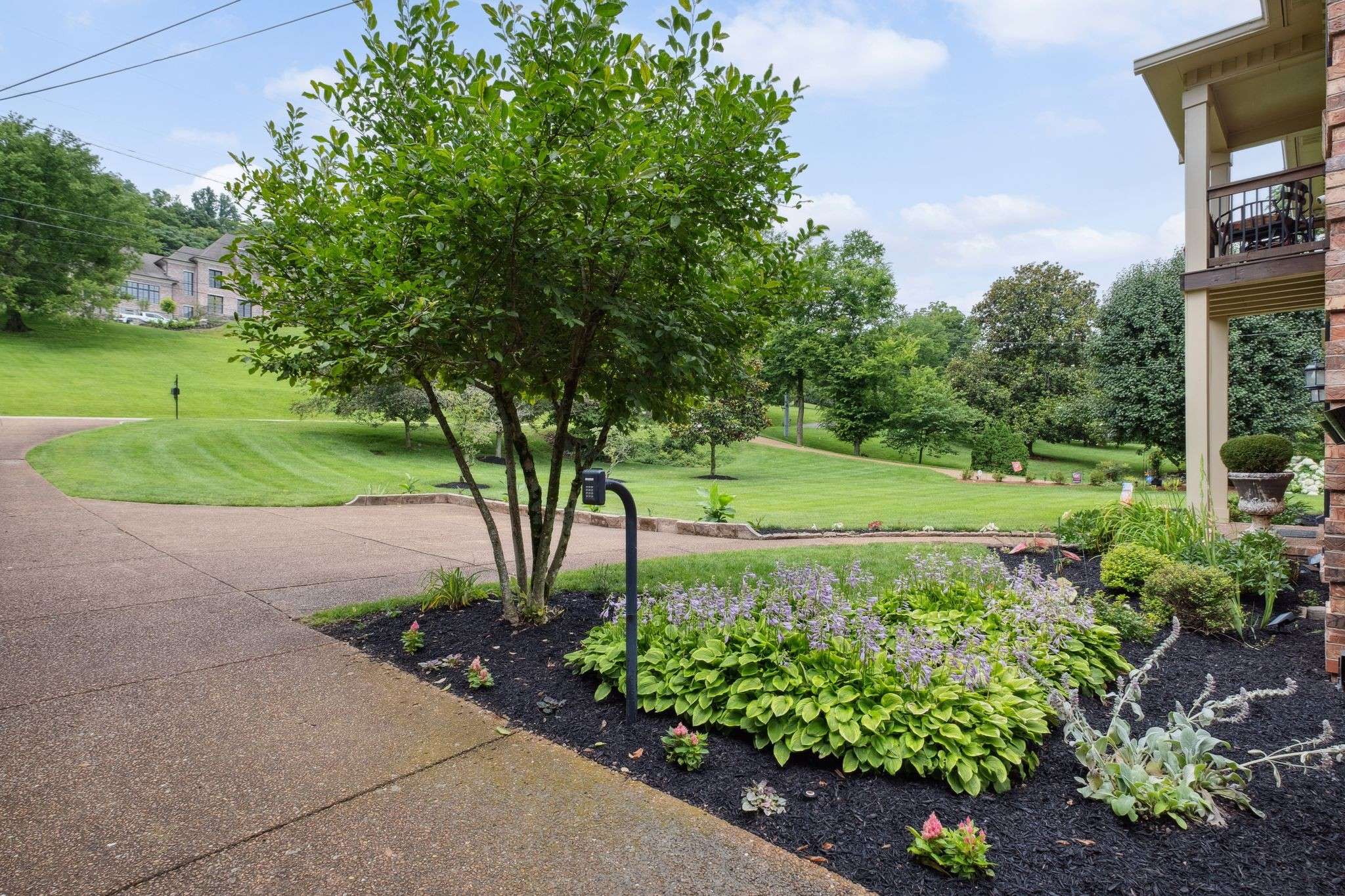 Nashville, TN 37215,1470 Tyne Blvd