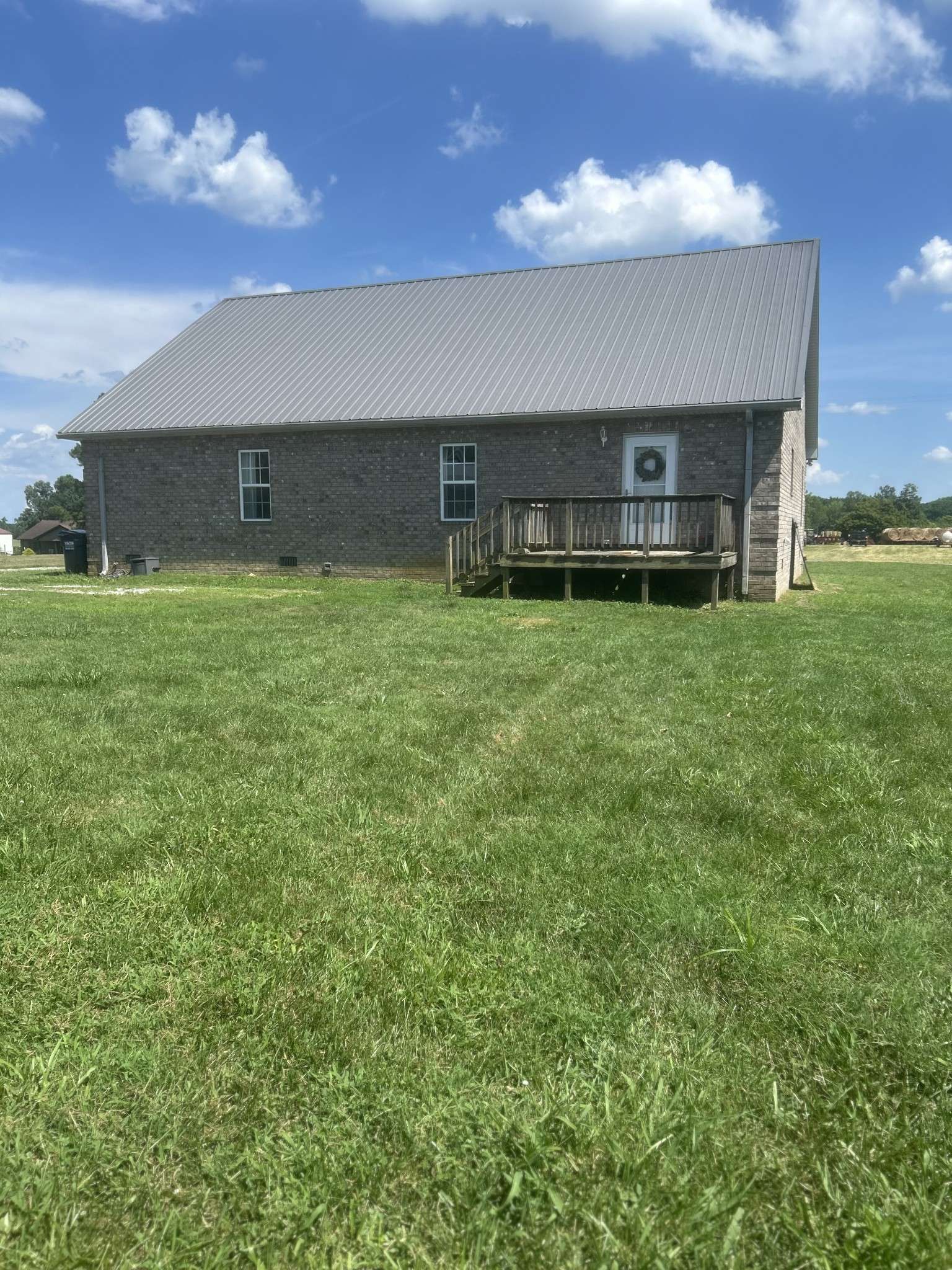 Lafayette, TN 37083,2075 Akersville Rd