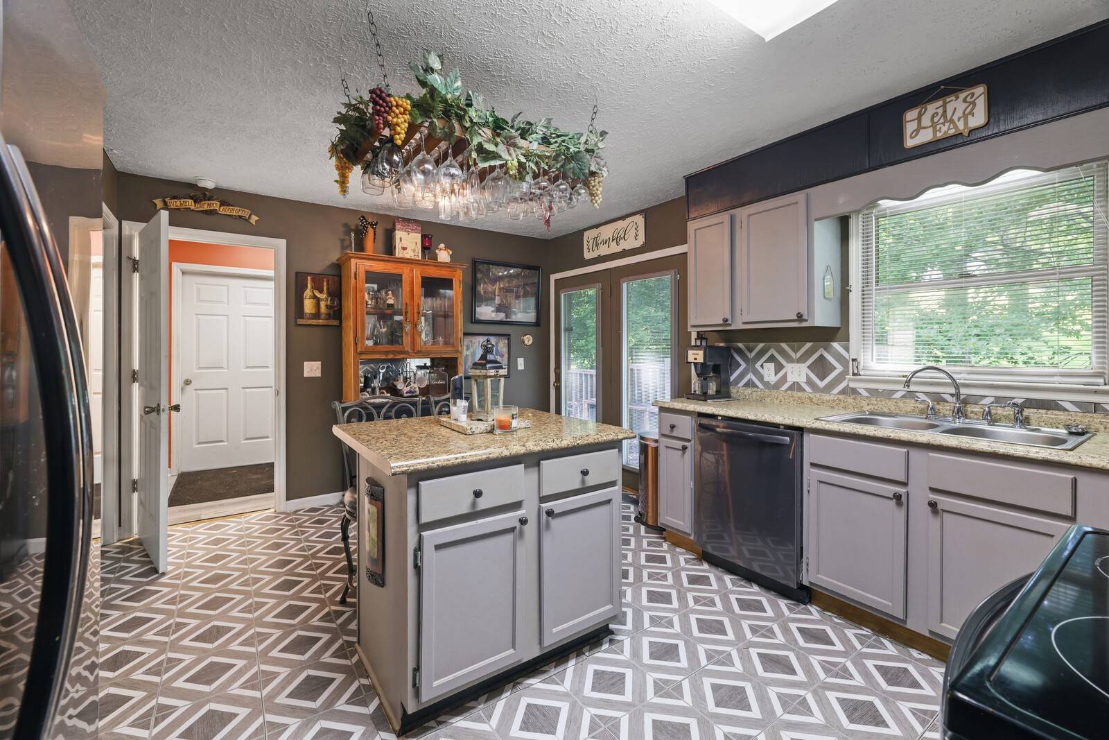 Carthage, TN 37030,144 Waggoner St
