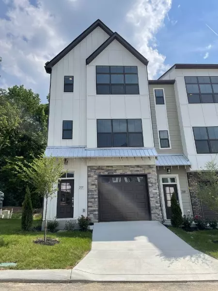 Nashville, TN 37209,217 Stonecrest Cir #217