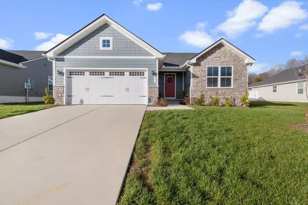 806 Rae Dr, Columbia, TN 38401