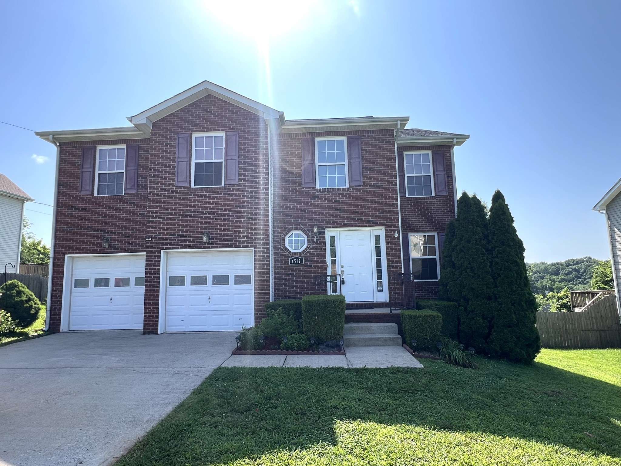 1517 Buchanon Dr, Clarksville, TN 37042