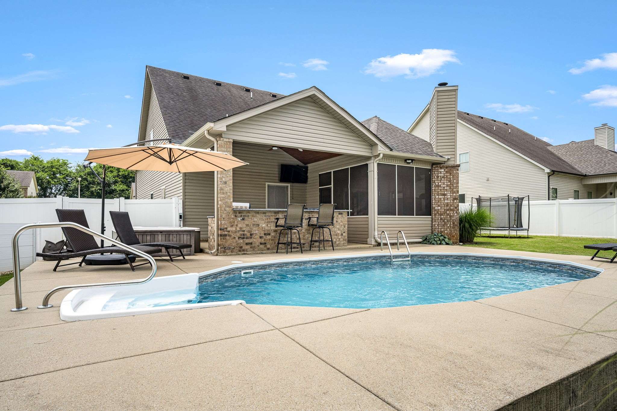 4318 Roxburghe Ct, Murfreesboro, TN 37128