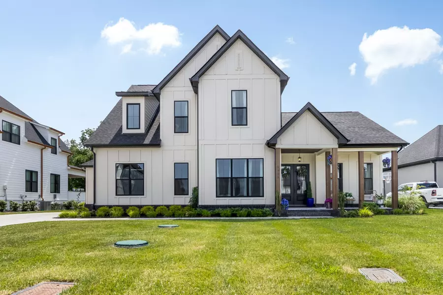 6825 Springwater St, Smyrna, TN 37167