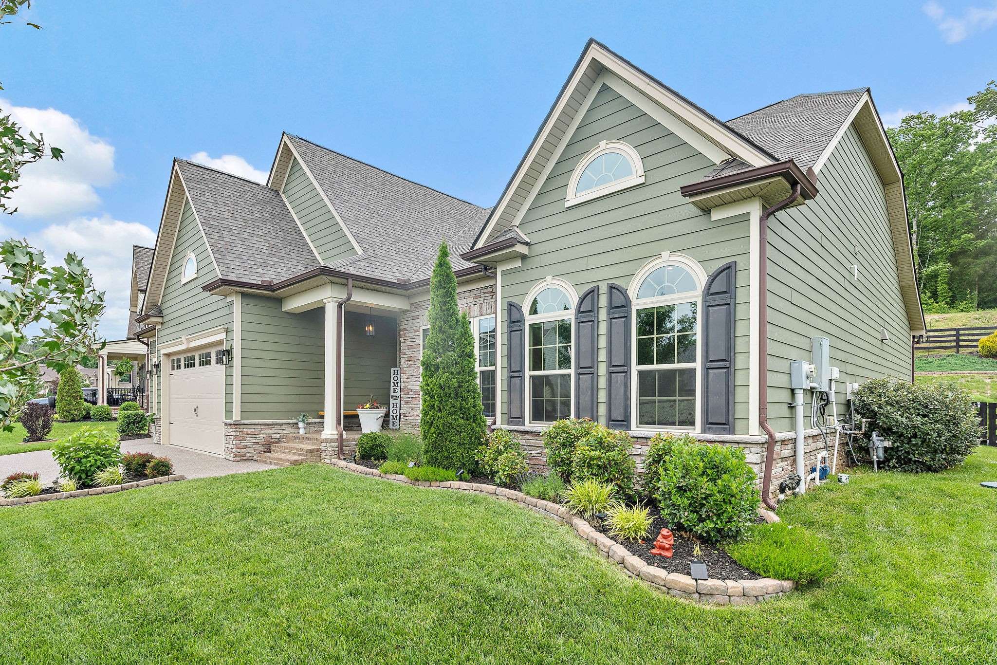 7216 Sky Meadow Dr, College Grove, TN 37046