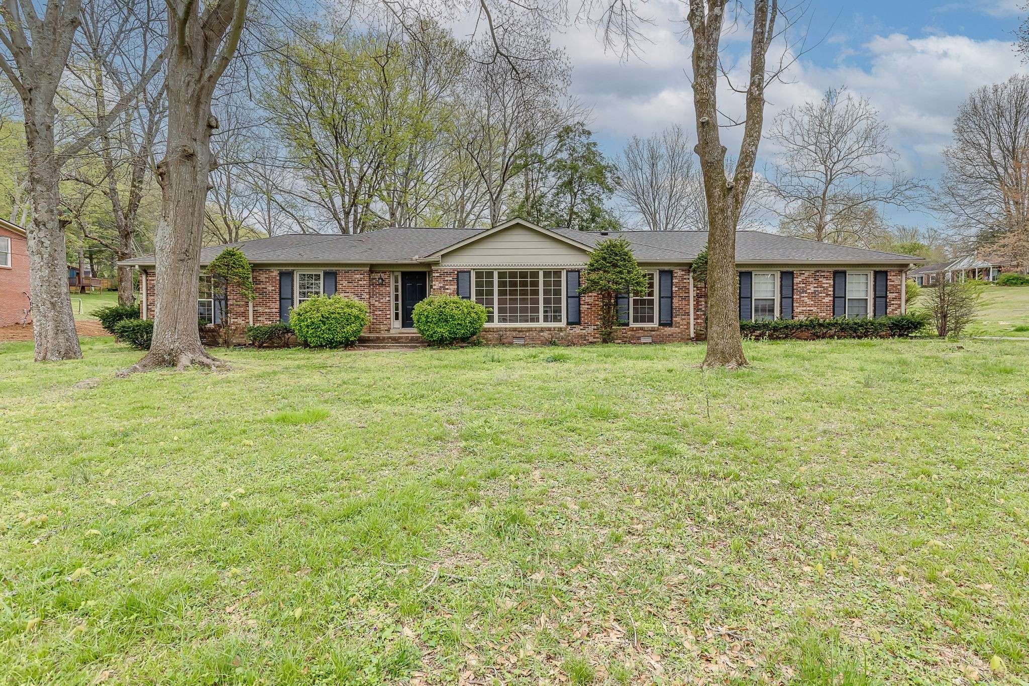 1416 Parker Pl, Brentwood, TN 37027
