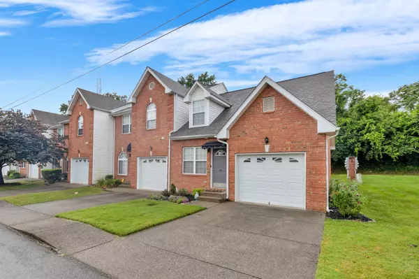 Nashville, TN 37210,2120 Lebanon PIke #74