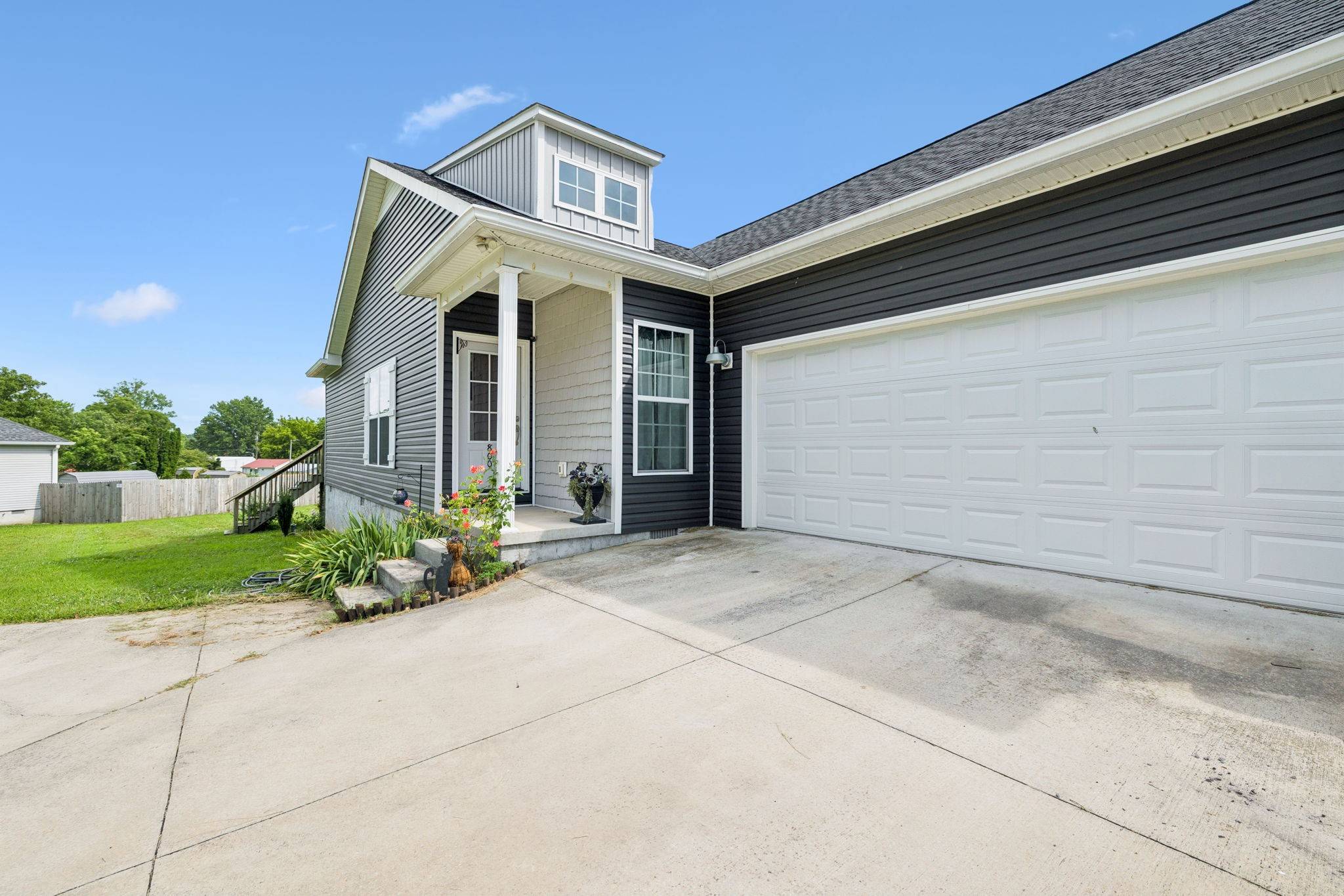 Smithville, TN 37166,786 S Mountain St