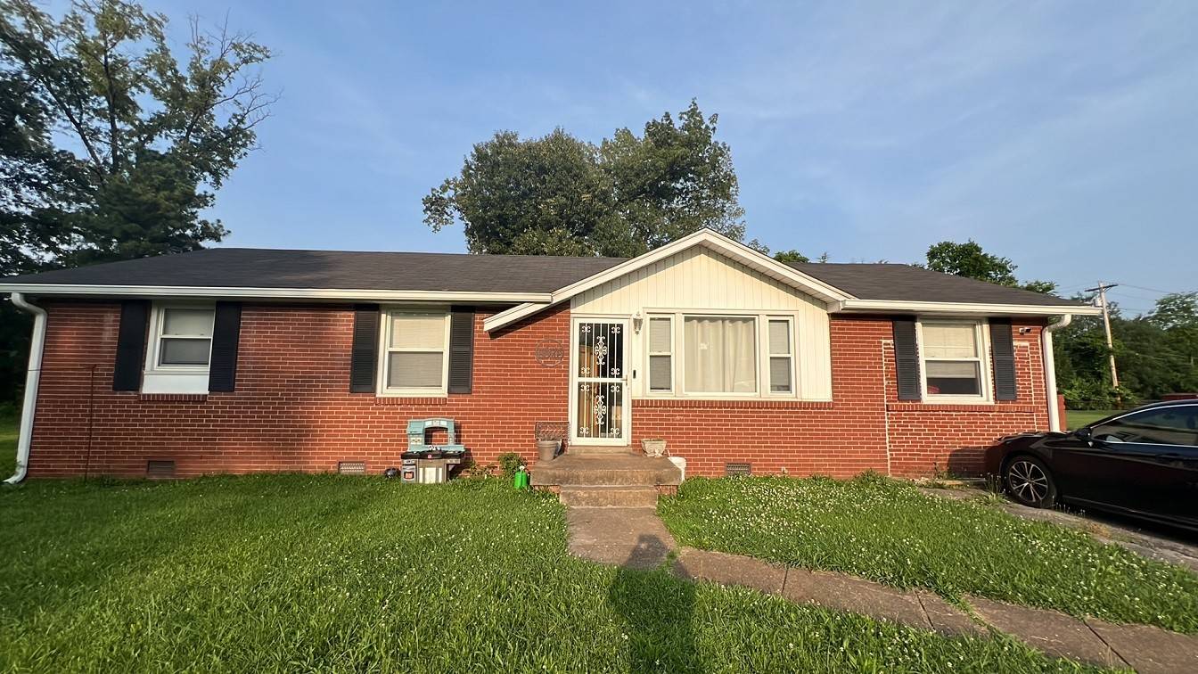 5055 Collinwood Dr, Clarksville, TN 37042