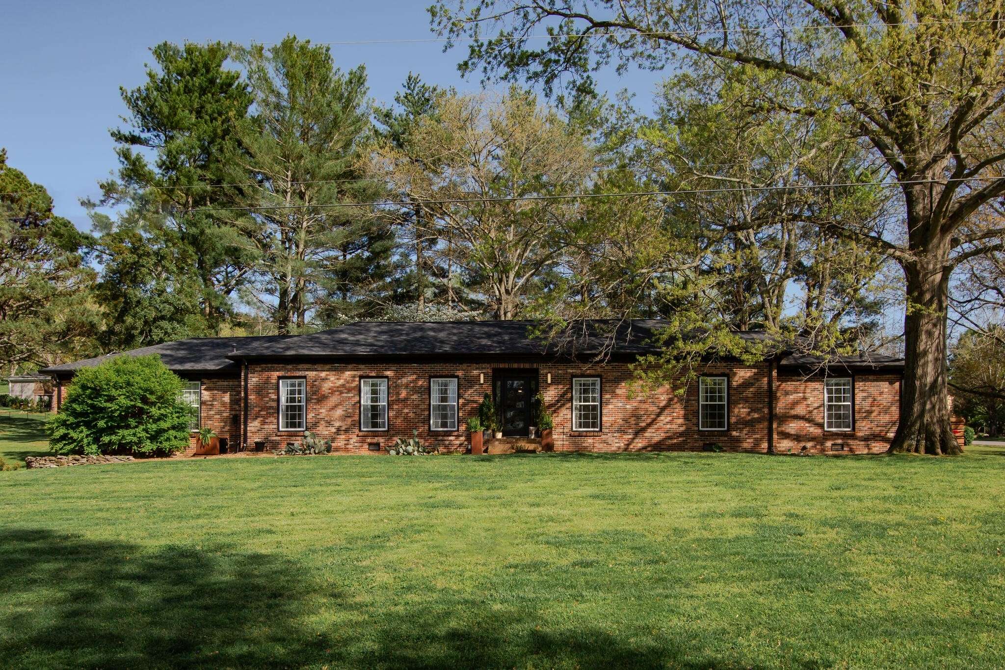 2212 Oakwood Dr #E, Franklin, TN 37064