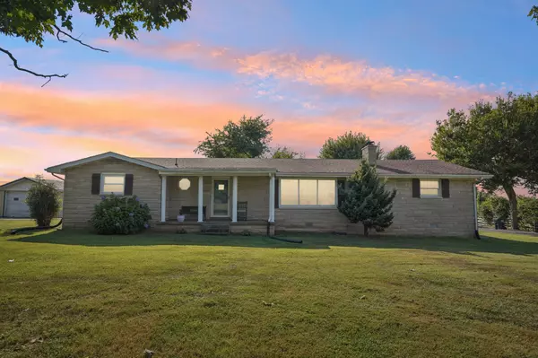 Lafayette, TN 37083,7559 Scottsville Rd