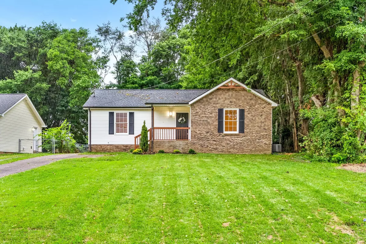 Clarksville, TN 37042,115 E St