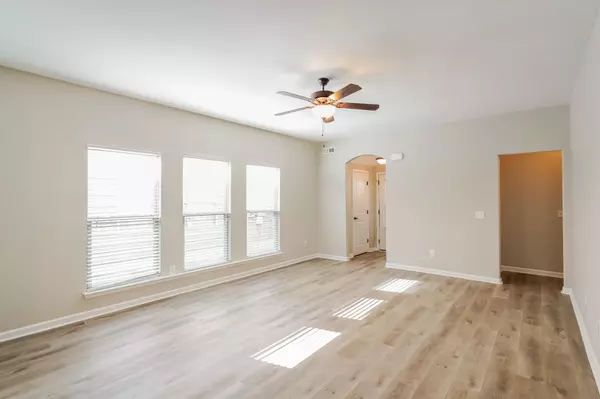 Hendersonville, TN 37075,247 Donna Dr