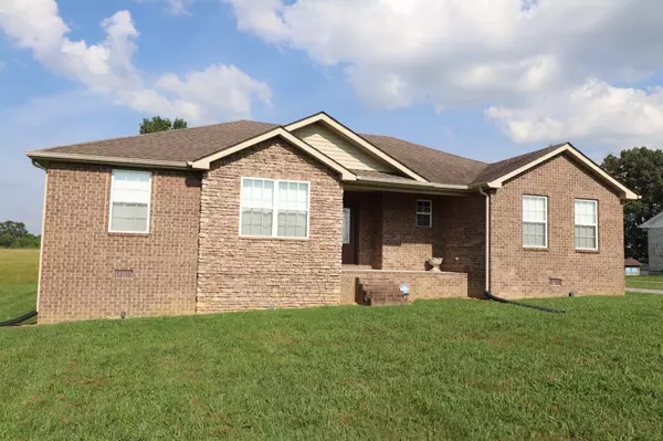 Lafayette, TN 37083,120 Mai Ridge Ln