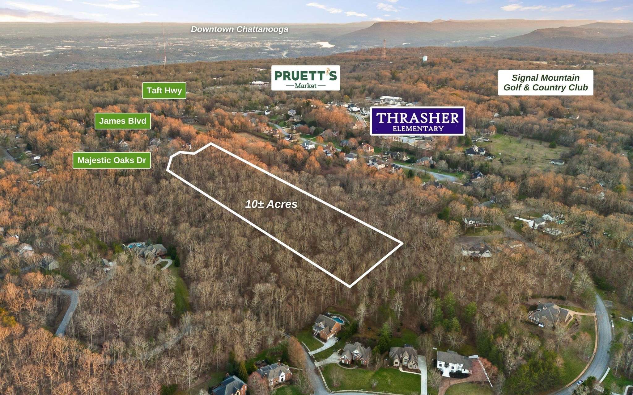 Signal Mountain, TN 37377,10 Majestic Oaks Drive