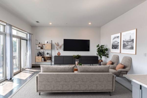 2407 8th Ave #S #313, Nashville, TN 37204