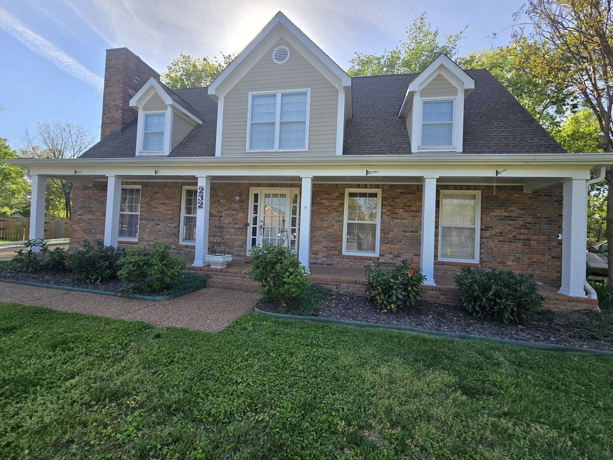 232 Pebble Glen Dr, Franklin, TN 37064