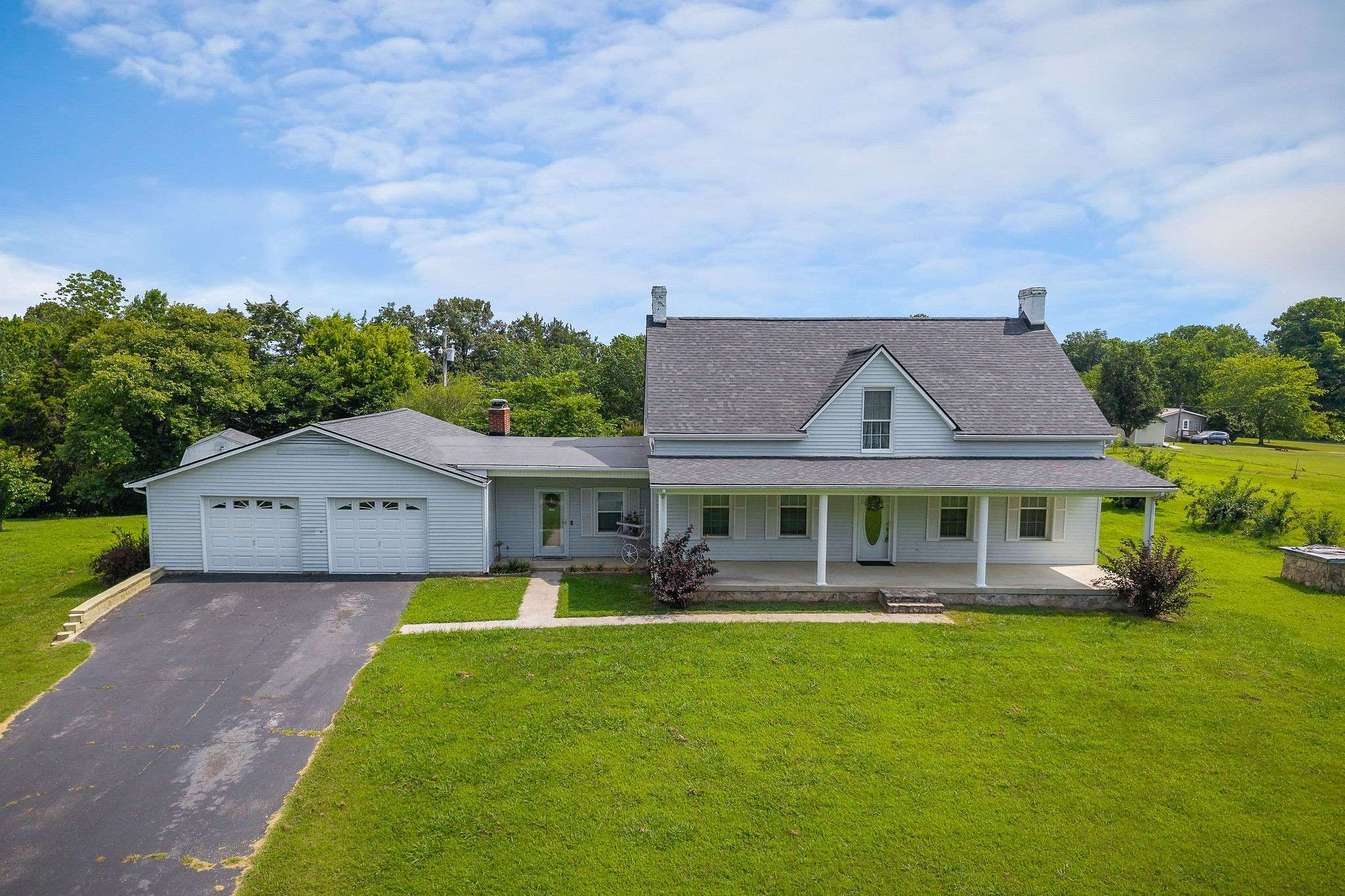 Sparta, TN 38583,923 Peeled Chestnut Ln
