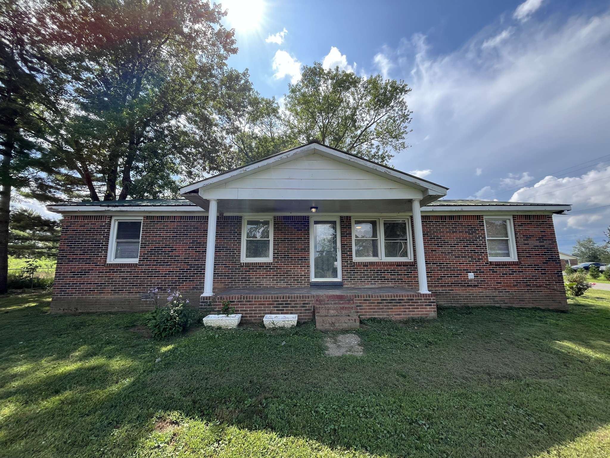 481 McQuade Cir, Mcminnville, TN 37110