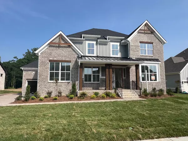 3364 Sarah Bee Ln, Thompsons Station, TN 37179