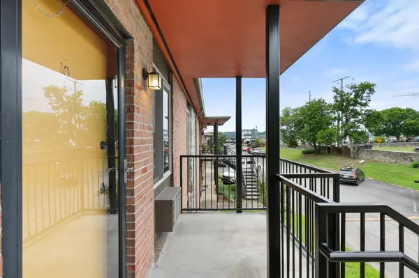 Nashville, TN 37215,3600 Hillsboro Pike #C10