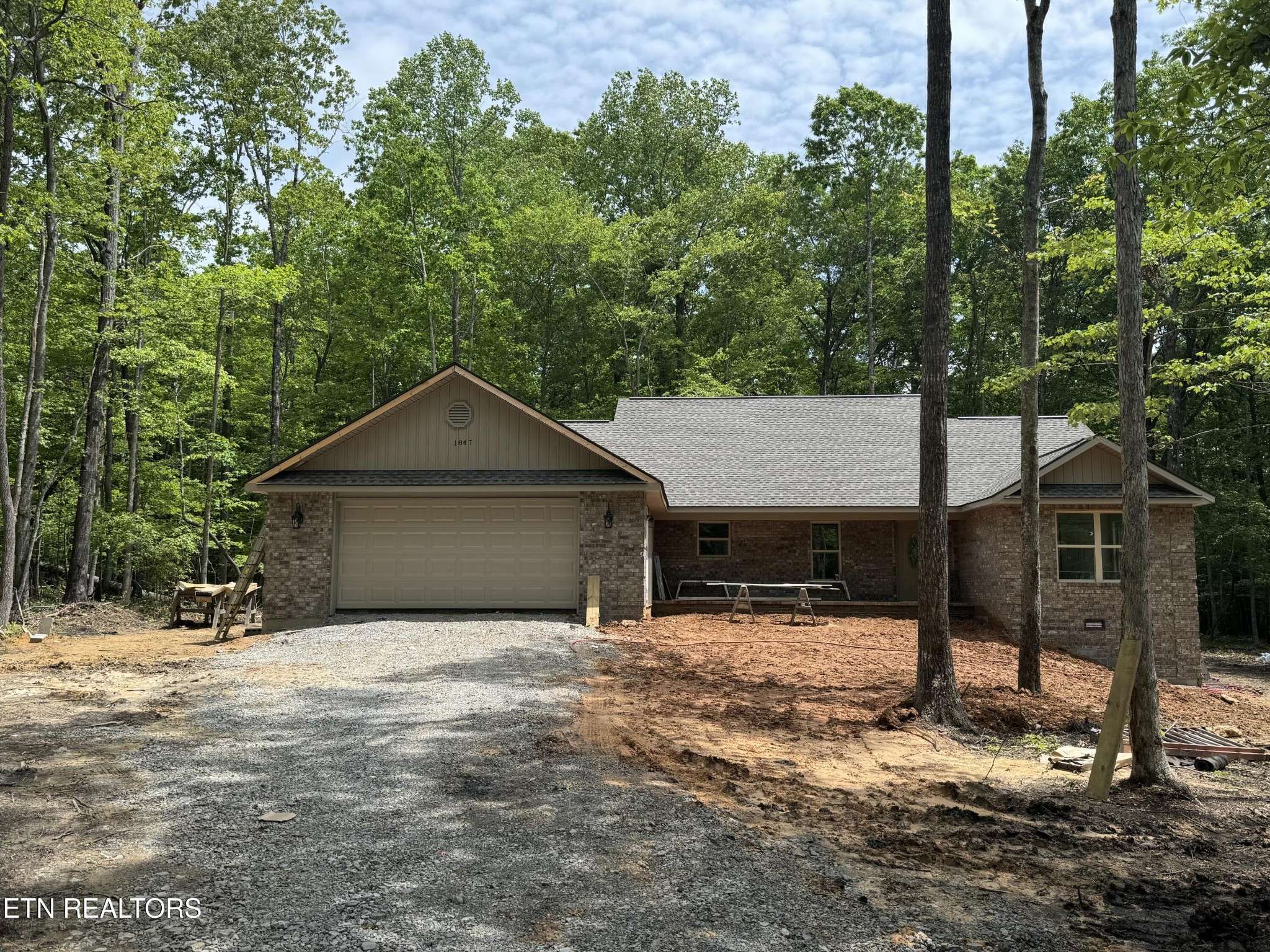 1847 Chinkapin Tr, Monterey, TN 38574