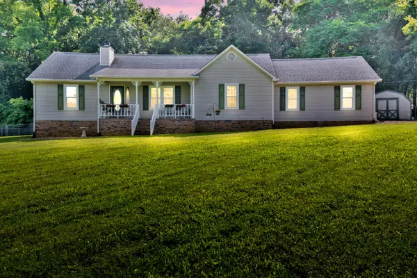 706 Running Deer Dr, Columbia, TN 38401