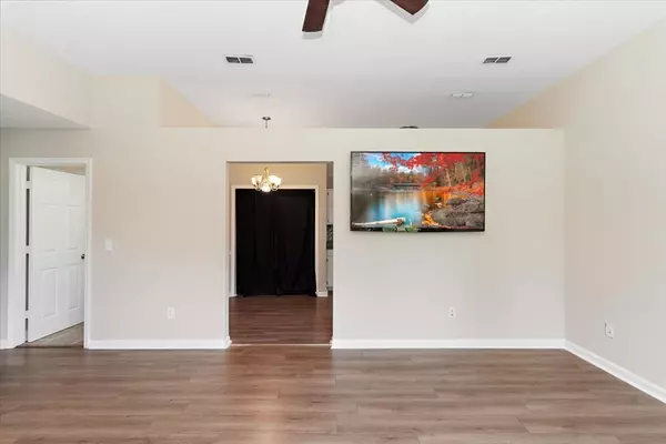 La Vergne, TN 37086,611 Cedar Bend Ln