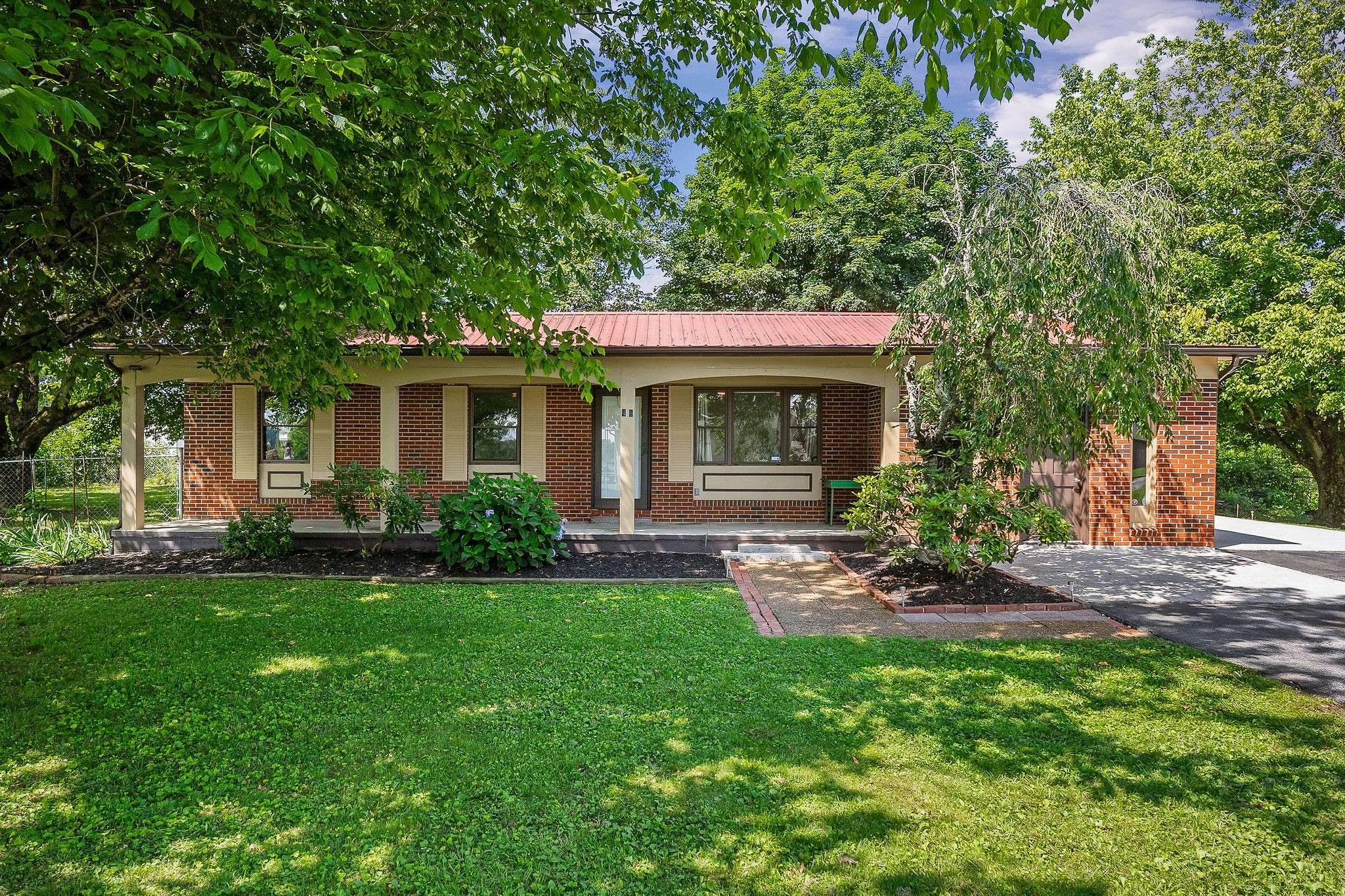 46 Plateau Firetower Rd, Crossville, TN 38571