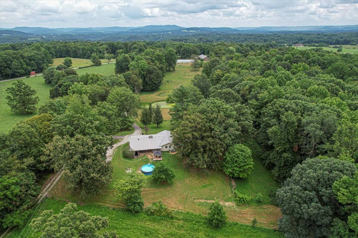 Byrdstown, TN 38549,99 Happy Heart Ln