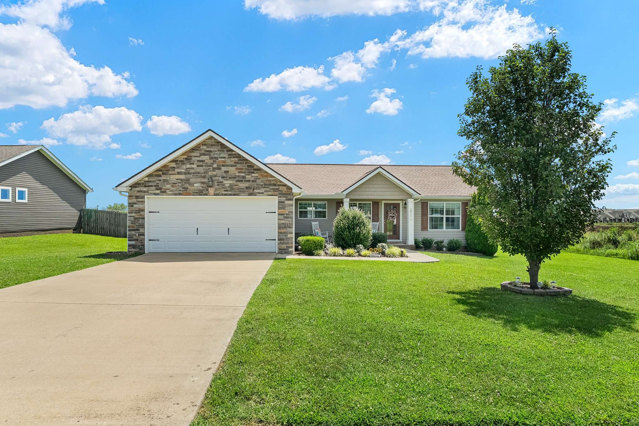 1011 McCormick Xing, Spring Hill, TN 37174