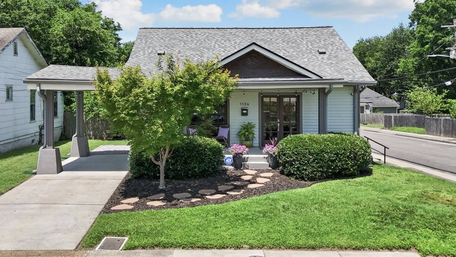 1124 Stainback Ave, Nashville, TN 37207
